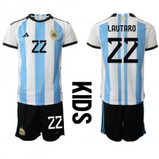 Argentina Lautaro Martinez #22 Hemmaställ Barn VM 2022 Korta ärmar (+ Korta byxor)